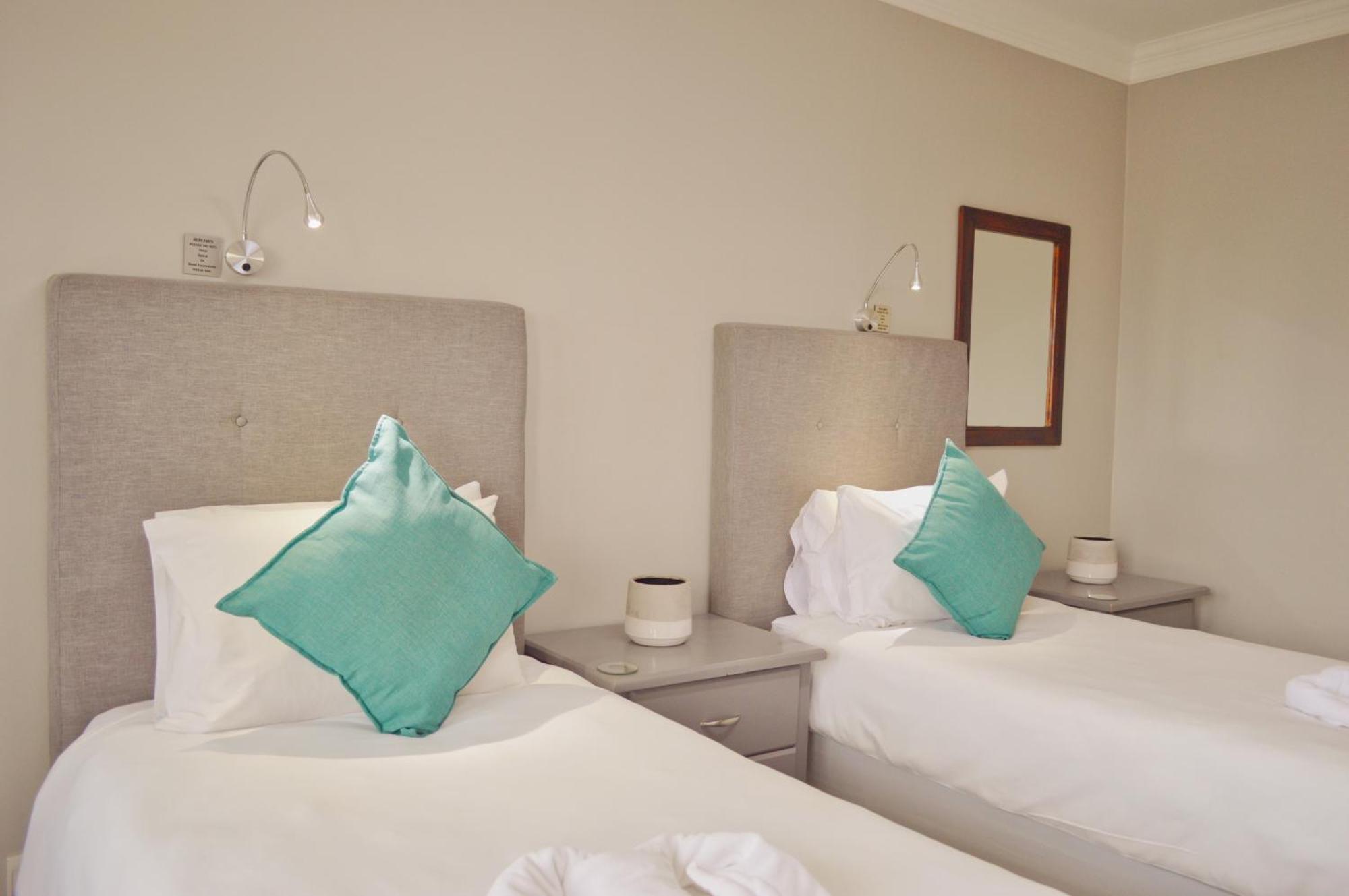Hotel On The Estuary Knysna Exterior foto